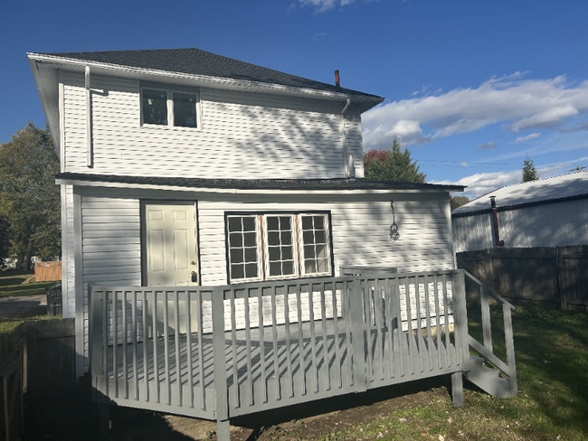 833 Garfield Ave in Newark, OH - Building Photo - Building Photo