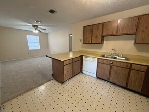 210 Gloria St in Thibodaux, LA - Building Photo - Building Photo