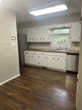 2230 Cloyd Blvd in Florence, AL - Building Photo - Building Photo