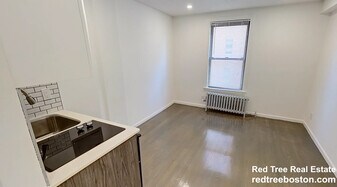 270 Newbury St, Unit 9 in Boston, MA - Building Photo