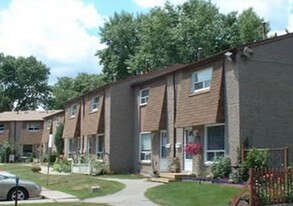 1300 Forestwood Dr Apartments