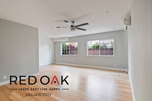 1023 Hayworth Ave in West Hollywood, CA - Building Photo