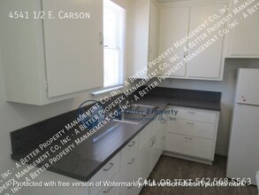 4541 1/2 E Carson St in Long Beach, CA - Building Photo - Building Photo