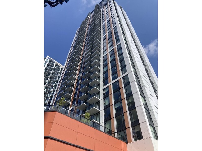 13725-13725 George Jct in Surrey, BC - Building Photo - Building Photo