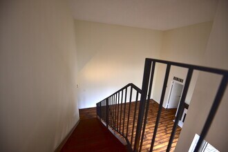 1339 N Columbus Ave in Glendale, CA - Building Photo - Building Photo