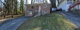 106 Victor Cir NW in Atlanta, GA - Building Photo