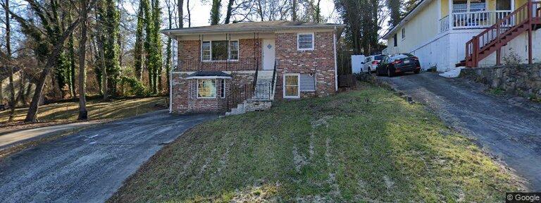 106 Victor Cir NW in Atlanta, GA - Building Photo