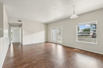 Westpond in San Antonio, TX - Building Photo - Building Photo