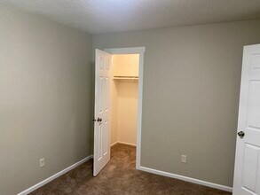 10610 Johnson Cir, Unit 10610 Johnson Cir in Minneapolis, MN - Building Photo - Building Photo