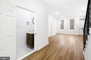 1320 S 26th St in Philadelphia, PA - Building Photo