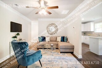 5250 Hanover St in Atlanta, GA - Building Photo - Building Photo