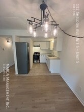 112 Sheldon Ave in Chatham, ON - Building Photo - Building Photo