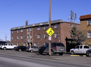 Autumn Ridge Apartments in Denver, CO - Foto de edificio - Building Photo