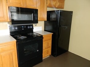 4246 W Patrick St in Fayetteville, AR - Building Photo - Building Photo