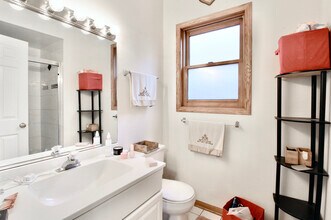 1812 W Thomas St in Chicago, IL - Building Photo - Building Photo
