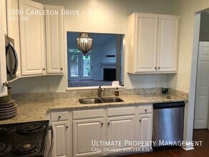 5006 Carleton Dr, Unit 9 in Wilmington, NC - Foto de edificio - Building Photo