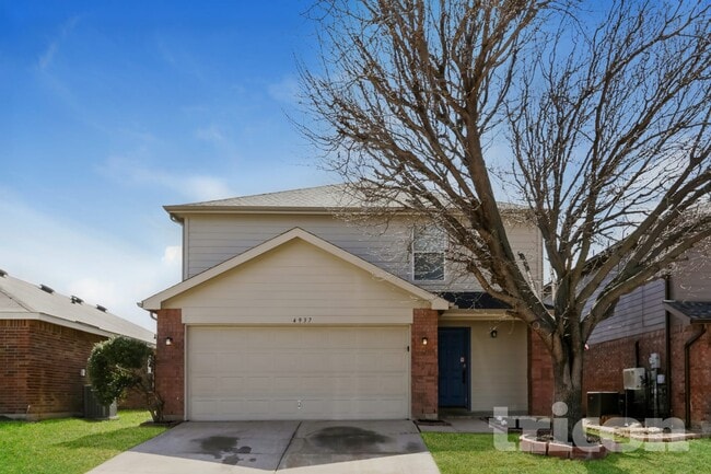 property at 4937 Waterford Dr