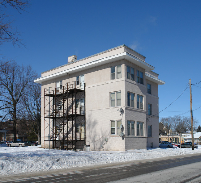 1127 4th Ave N in Fort Dodge, IA - Foto de edificio - Building Photo