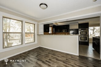 1801 Whispering Oaks St in Burleson, TX - Building Photo - Building Photo