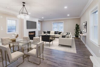 27 Middle St in Waltham, MA - Building Photo - Building Photo