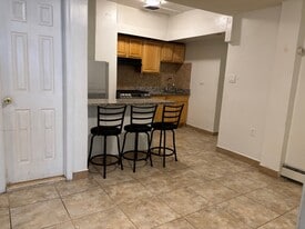 601 11th St in Union City, NJ - Building Photo
