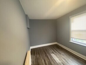 220 E Marshall St in Norristown, PA - Building Photo - Building Photo