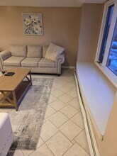 15633 94th St, Unit 2nd Floor in Howard Beach, NY - Foto de edificio - Building Photo