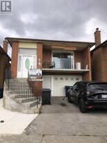 11 Cabernet Cir in Toronto, ON - Building Photo