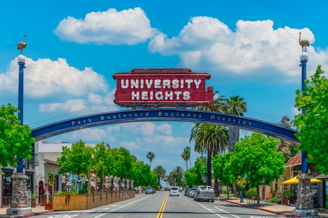 2154 Adams Ave in San Diego, CA - Foto de edificio