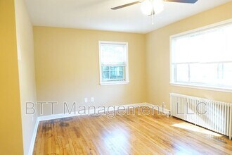 8716 Plymouth St in Silver Spring, MD - Foto de edificio - Building Photo