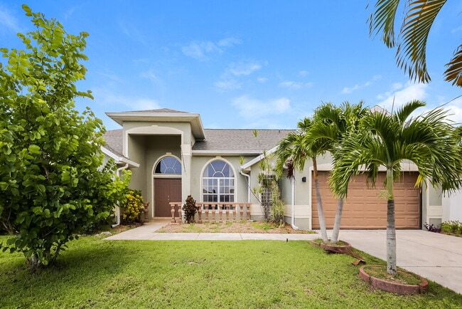 property at 433 SW 6th St