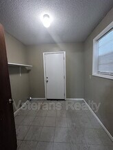 101 S Kern Dr in Gulfport, MS - Building Photo - Building Photo