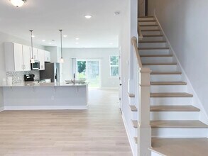 Room in Townhome on Old Grove Ln in Apex, NC - Building Photo - Building Photo