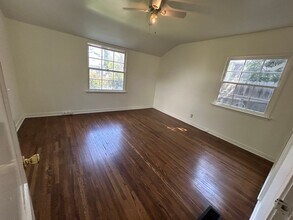 4313 Bakman Ave in Los Angeles, CA - Building Photo - Building Photo