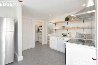 16 Lexington St, Unit 3 in Watertown, MA - Building Photo - Building Photo