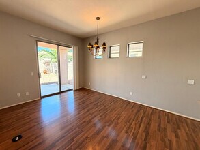 6348 W Pontiac Dr in Glendale, AZ - Foto de edificio - Building Photo