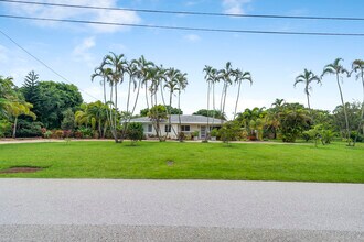 5516 Colbright Rd in Greenacres, FL - Building Photo - Building Photo