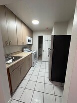 900 NW 17th Ave in Fort Lauderdale, FL - Building Photo