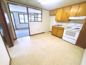 19 Oakwood Dr, Unit 19 Oakwood Drive in Wind Gap, PA - Foto de edificio - Building Photo