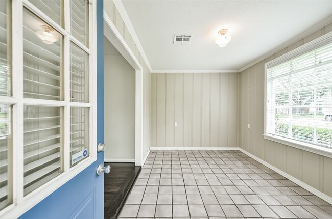 4924 Palmetto St in Bellaire, TX - Building Photo - Building Photo