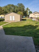 1229 1st Ave SE in Watertown, SD - Building Photo - Building Photo