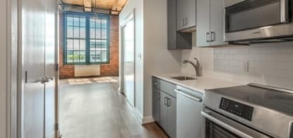 63 Melcher St, Unit 407 in Boston, MA - Foto de edificio - Building Photo