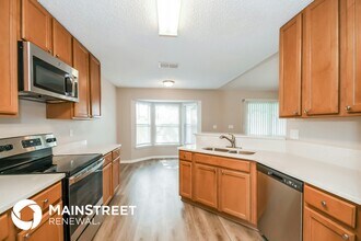 13968 Crestwick Dr E in Jacksonville, FL - Building Photo - Building Photo