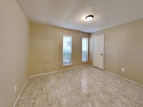 22606 Meadowgate Dr in Spring, TX - Building Photo - Building Photo