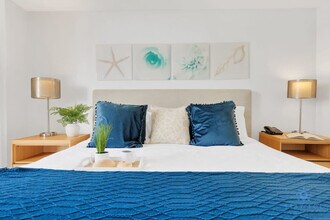 2602 E Hallandale Beach Blvd, Unit SI ID1227355P in Hallandale Beach, FL - Foto de edificio - Building Photo