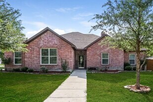 8145 Tanner Ave in Fort Worth, TX - Building Photo