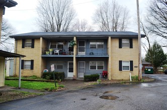 8300-8400 Prestonview Ln in Louisville, KY - Building Photo - Building Photo