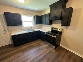 2218 Loop Rd in Tuscaloosa, AL - Building Photo - Building Photo