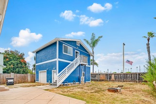 662 Dahlia Ave in Imperial Beach, CA - Building Photo