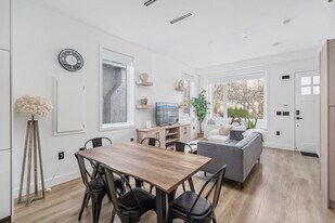 5207 Hoy St, Unit SI ID1422087P in Vancouver, BC - Building Photo